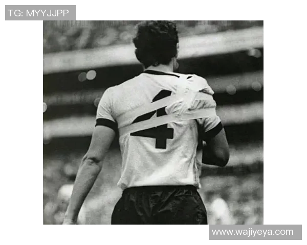 60年代最具影响力的足球球星盘点及其传奇经历回顾 60年代最具影响力的足球球星盘点及其传奇经历回顾