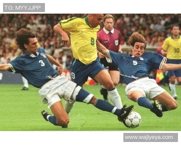 南美足球前锋球星崛起与影响力分析:从历史传奇到现代巨星 南美足球前锋球星崛起与影响力分析:从历史传奇到现代巨星